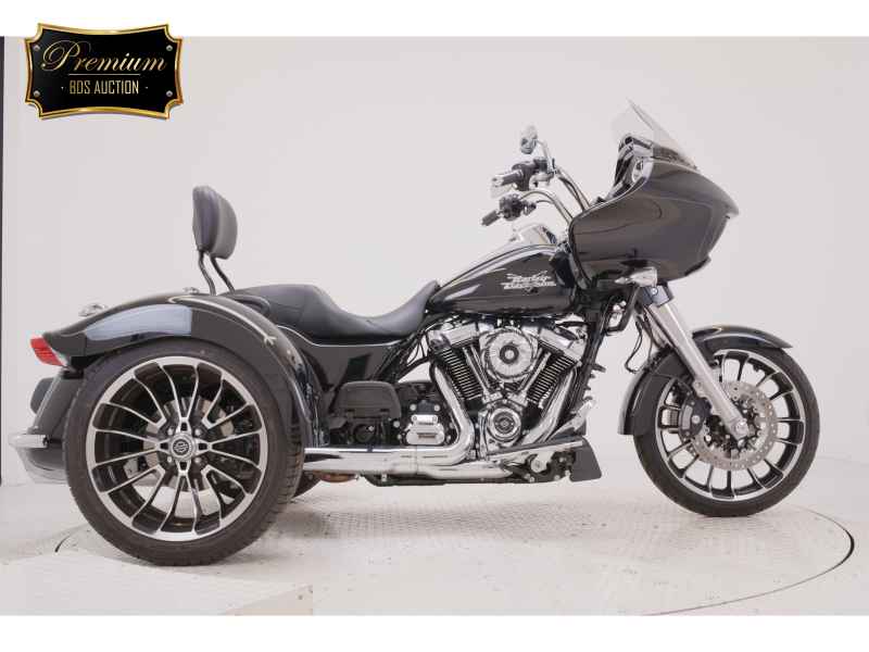 Harley-Davidson FLTRT114 2023
