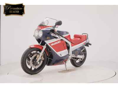 Suzuki GSX-R1100 1986