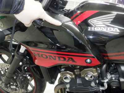 Honda CB400 Super Boldor 2017