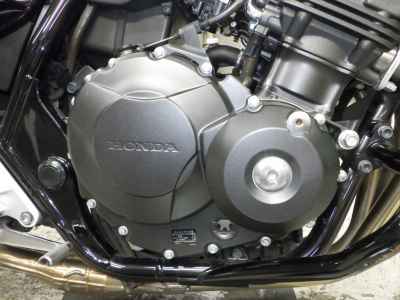 Honda CB400 Super Boldor 2017