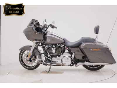 Harley-Davidson FLTRXS114 2023