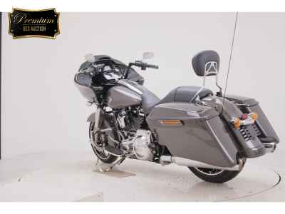 Harley-Davidson FLTRXS114 2023