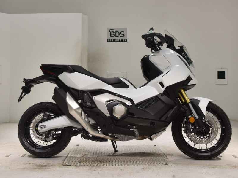 Honda X-Adv 750 2025