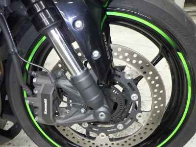 Kawasaki Ninja ZX-25R 2021