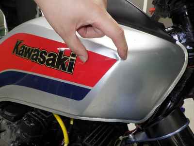 Kawasaki GPZ400F 1985