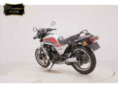 Kawasaki GPZ400F 1985