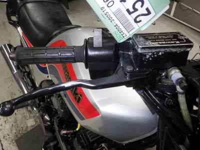 Kawasaki GPZ400F 1985