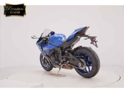 Yamaha YZF-R1 2024