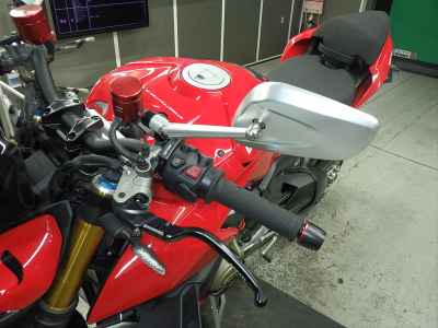 Ducati Streetfighter V4S 2021