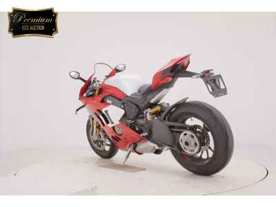Ducati Panigale V4 2024