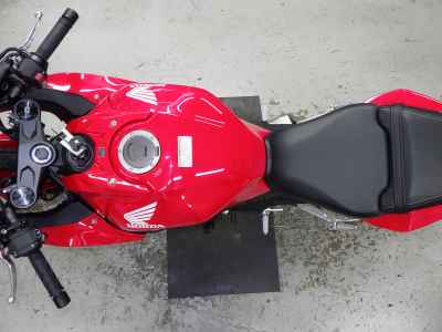 Honda CB650R 2024
