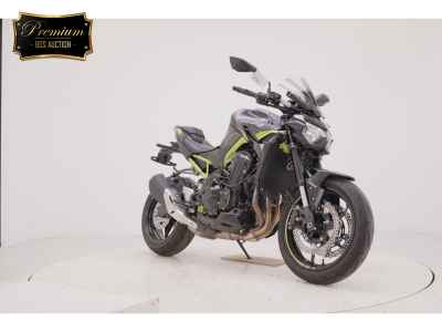 Kawasaki Z900 2021