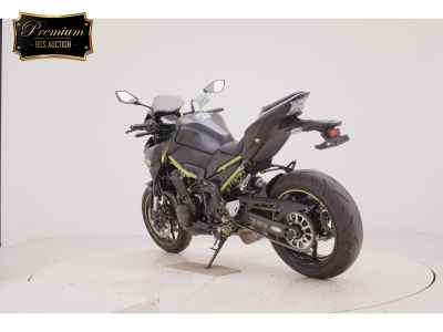 Kawasaki Z900 2021