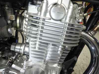 Yamaha SR400 2016