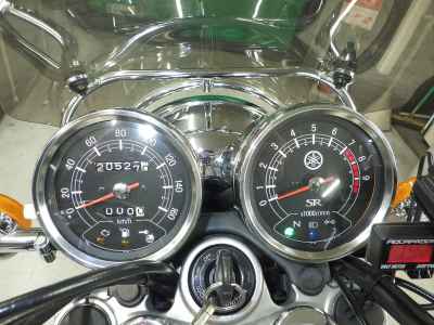 Yamaha SR400 2016