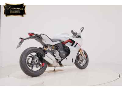 Ducati Supersport 950 S 2025