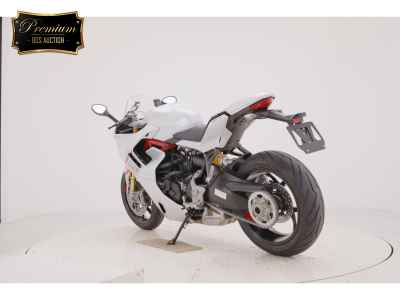 Ducati Supersport 950 S 2025