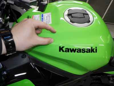 Kawasaki Ninja ZX-25R KRT 2021