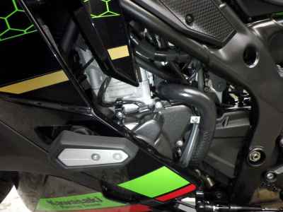 Kawasaki Ninja ZX-25R KRT 2021