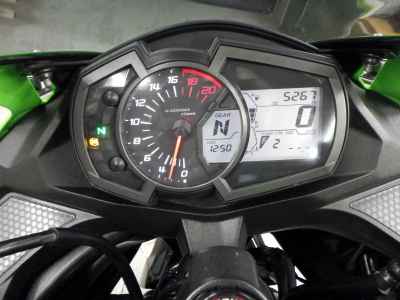 Kawasaki Ninja ZX-25R KRT 2021