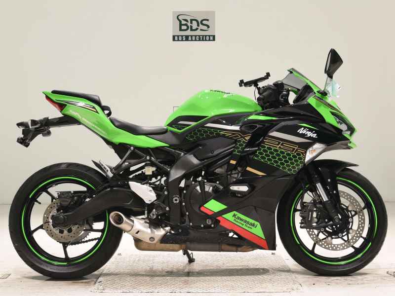 Kawasaki Ninja ZX-25R KRT 2021