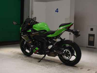 Kawasaki Ninja ZX-25R KRT 2021