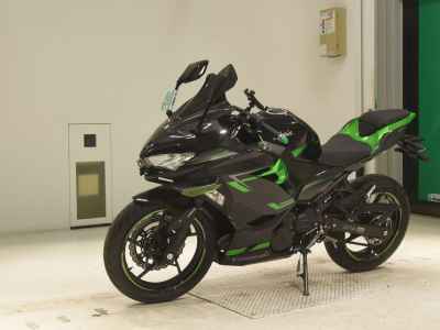 Kawasaki Ninja 400 2024