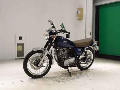 Yamaha SR400 2021