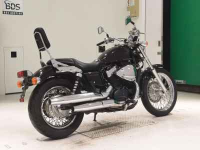 Honda VT400S 2011