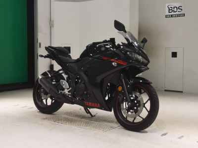 Yamaha YZF-R25 2015