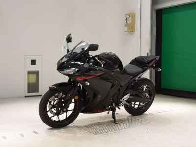 Yamaha YZF-R25 2015