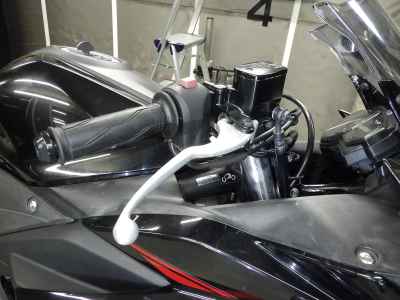 Yamaha YZF-R25 2015