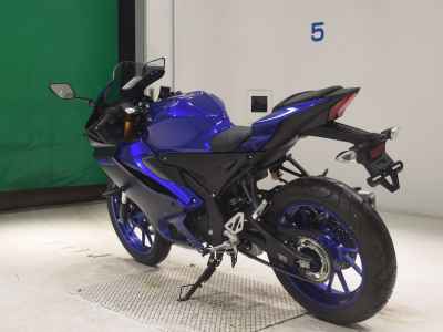 Yamaha YZF-R15 2023