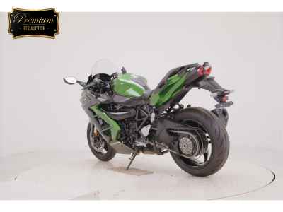 Kawasaki Ninja H2 SX 2024