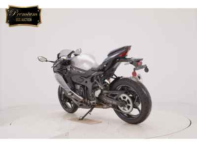 Kawasaki Ninja ZX-25R SE 2024