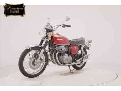 Honda CB750 2022