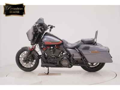 Harley-Davidson Street Glide FLHXSE1920 CVO 2020