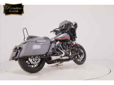 Harley-Davidson Street Glide FLHXSE1920 CVO 2020