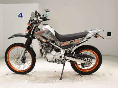 Yamaha XT250 Serow 2015