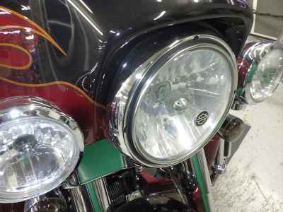 Harley-Davidson Electra Glide FLHTCUSE1800 CVO 2011