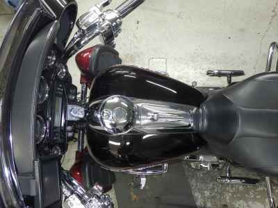 Harley-Davidson Electra Glide FLHTCUSE1800 CVO 2011