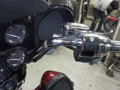 Harley-Davidson Electra Glide FLHTCUSE1800 CVO 2011