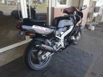 Suzuki GSX-R400 1988