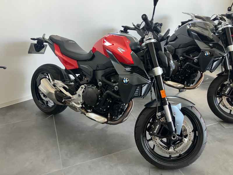 BMW F900R 2025