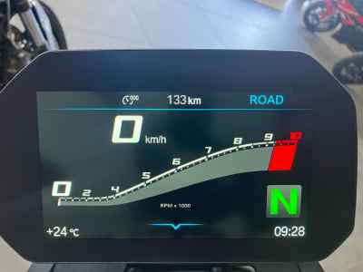 BMW F900R 2025