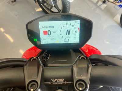 Ducati Streetfighter V2 2022