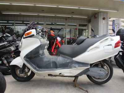 Suzuki Skywave 650 2005