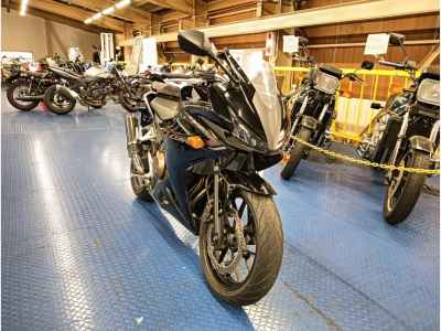 Honda CBR400R 2016