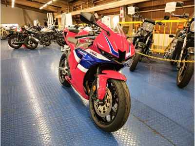 Honda CBR600RR 2024