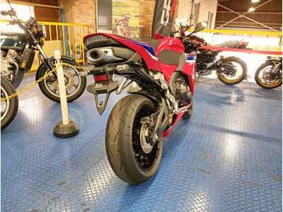 Honda CBR600RR 2024